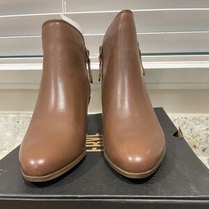 Frye Women's Tan Leather Ankle Booties